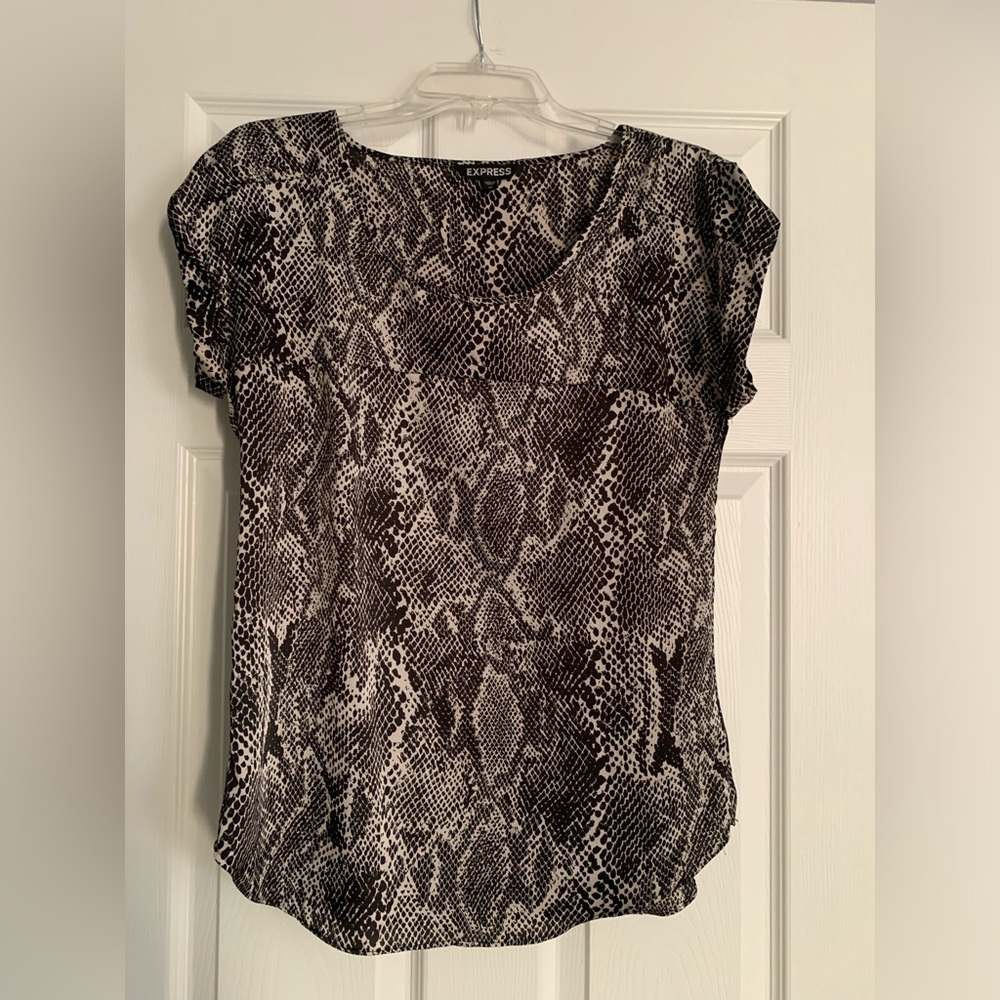 Snake print cap sleeve blouse